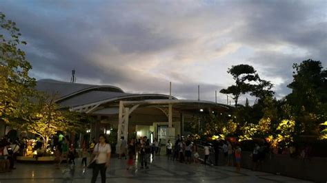 THE 10 CLOSEST Hotels to Valenzuela City People's Park.